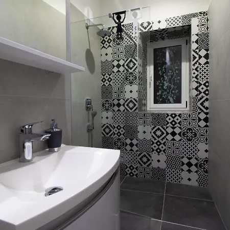 Urban Getaway Апартаменты *